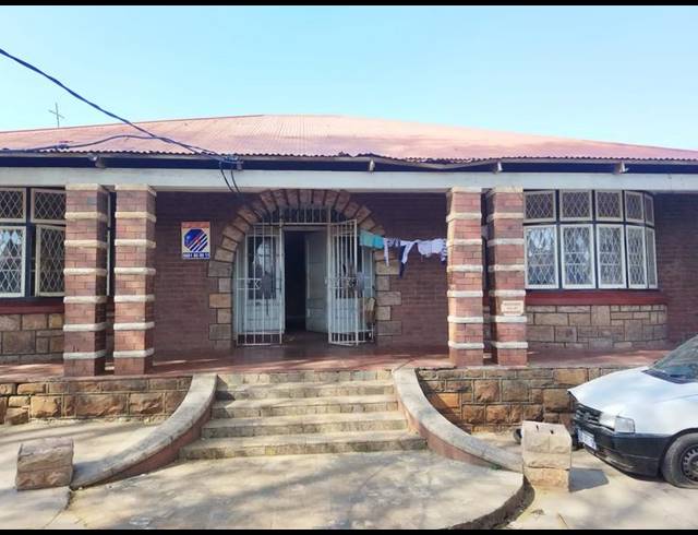 20 BEDROOM HOUSE FOR SALE IN JEPPESTOWN